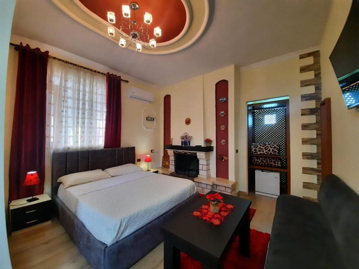 Villa 53 Tirana Bagian luar foto