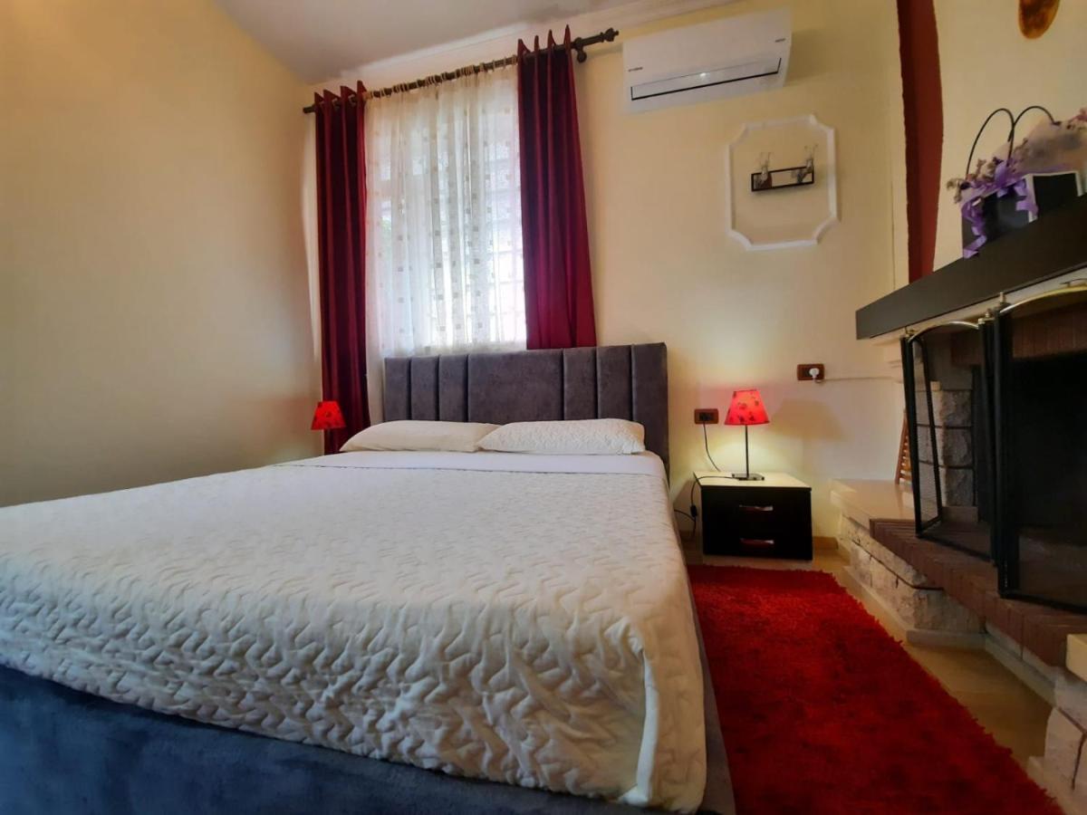 Villa 53 Tirana Bagian luar foto